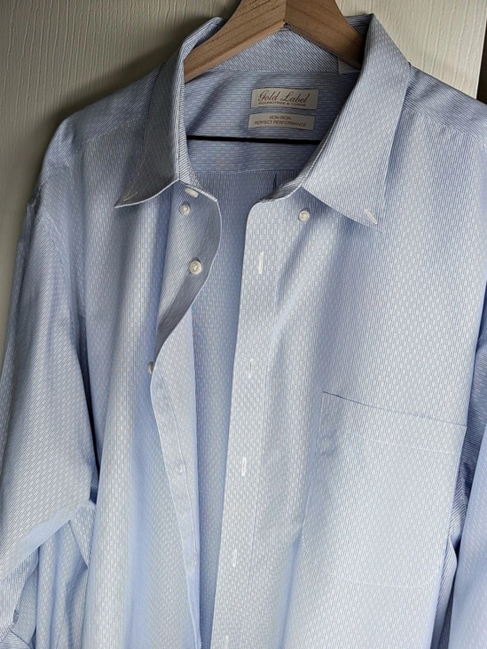 Gold Label Men’s - Light Blue Pinstripe Dress Shirt - Picture 3 of 6